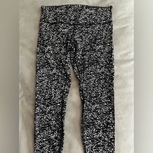 Lululemon Leggings Wunder Under, size 12